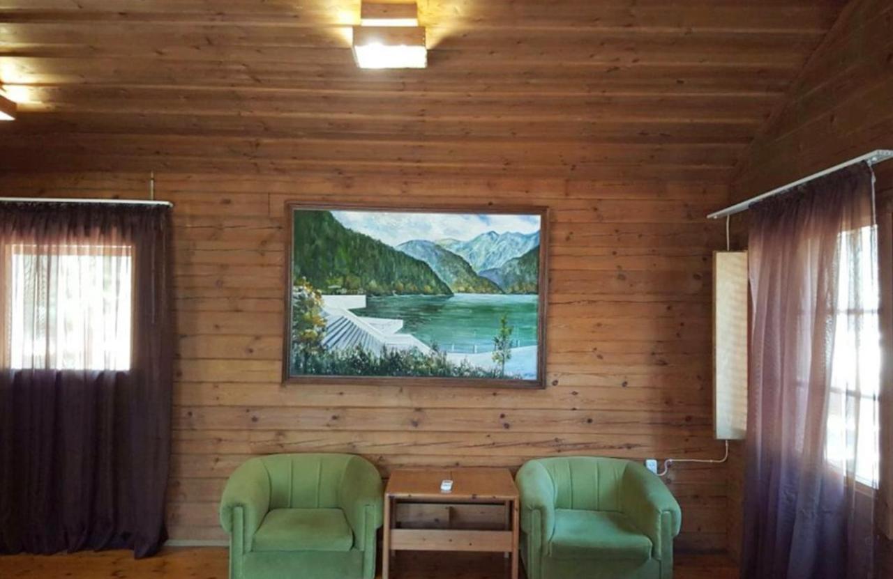 Gosdacha Ldzaa Hotell Lidzava Exteriör bild