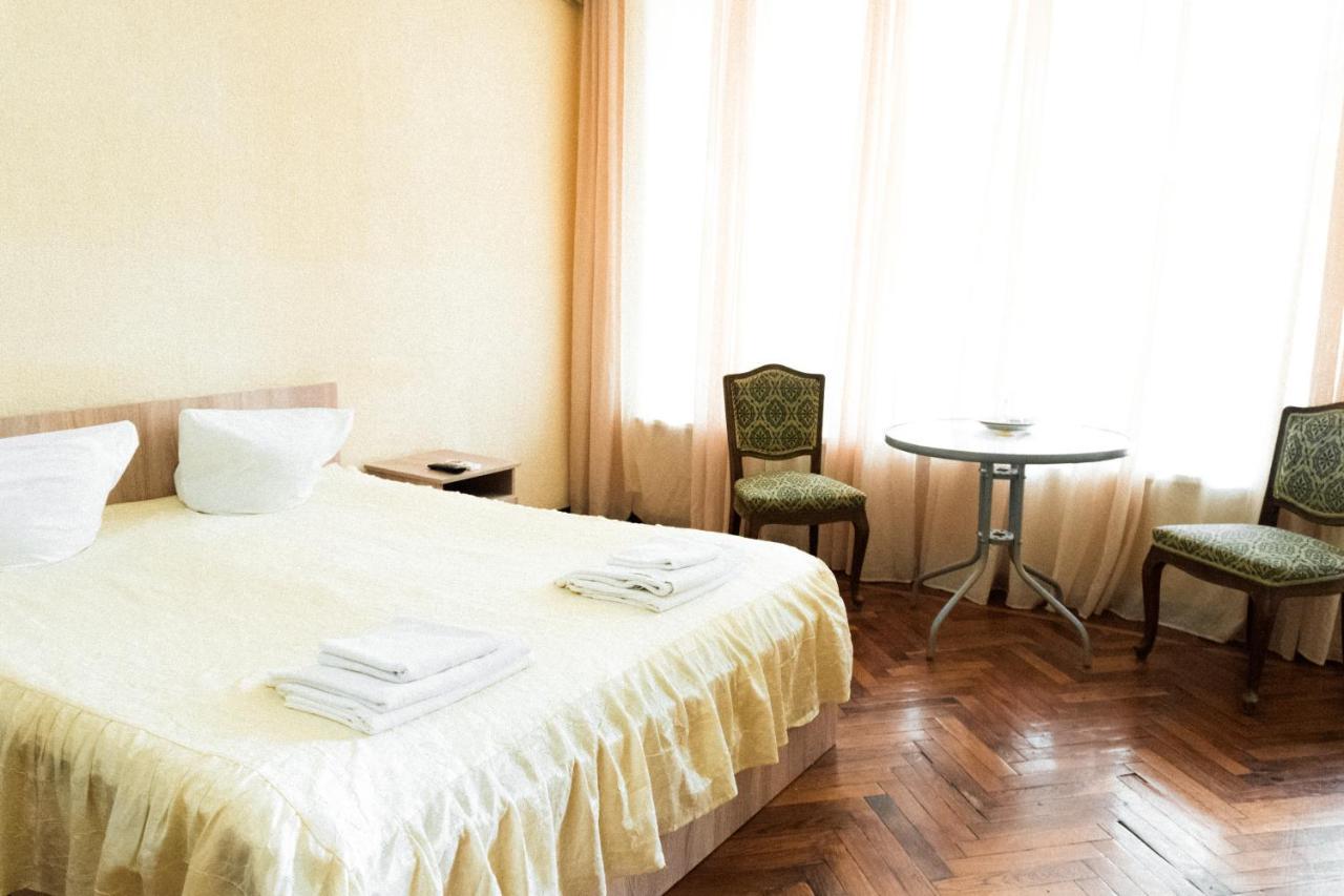 Gosdacha Ldzaa Hotell Lidzava Exteriör bild