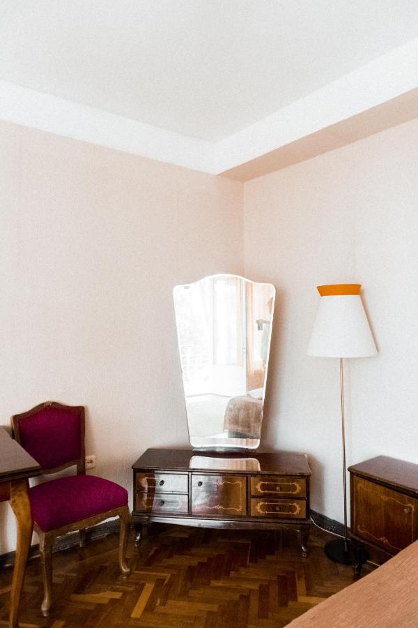 Gosdacha Ldzaa Hotell Lidzava Exteriör bild